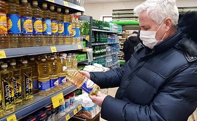 мобильная группа Общественной палаты г.о.Королев ежедневно проверяет цены на социально значимые продукты первой необходимости в сетевых магазинах и супермаркетах города