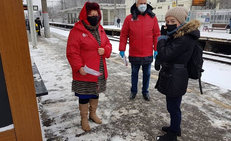Сегодня общественники провели проверки соблюдения масочного режима на ж/д станциях "Подлипки - Дачные", "Болшево".