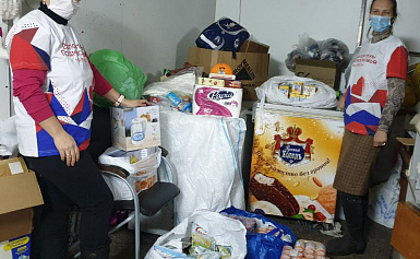 В Королеве продолжает работу пункт приема гуманитарной помощи для беженцев из Донбасса