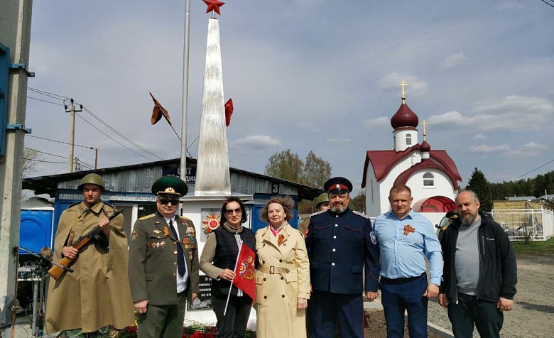 Торжественное открытие обелиска воинам, стоявшим насмерть во имя жизни в Оболдино
